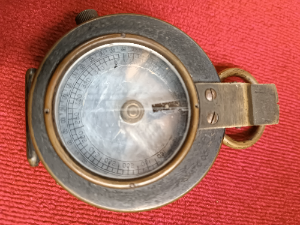EH Clarke 1905 Dated WD Compass