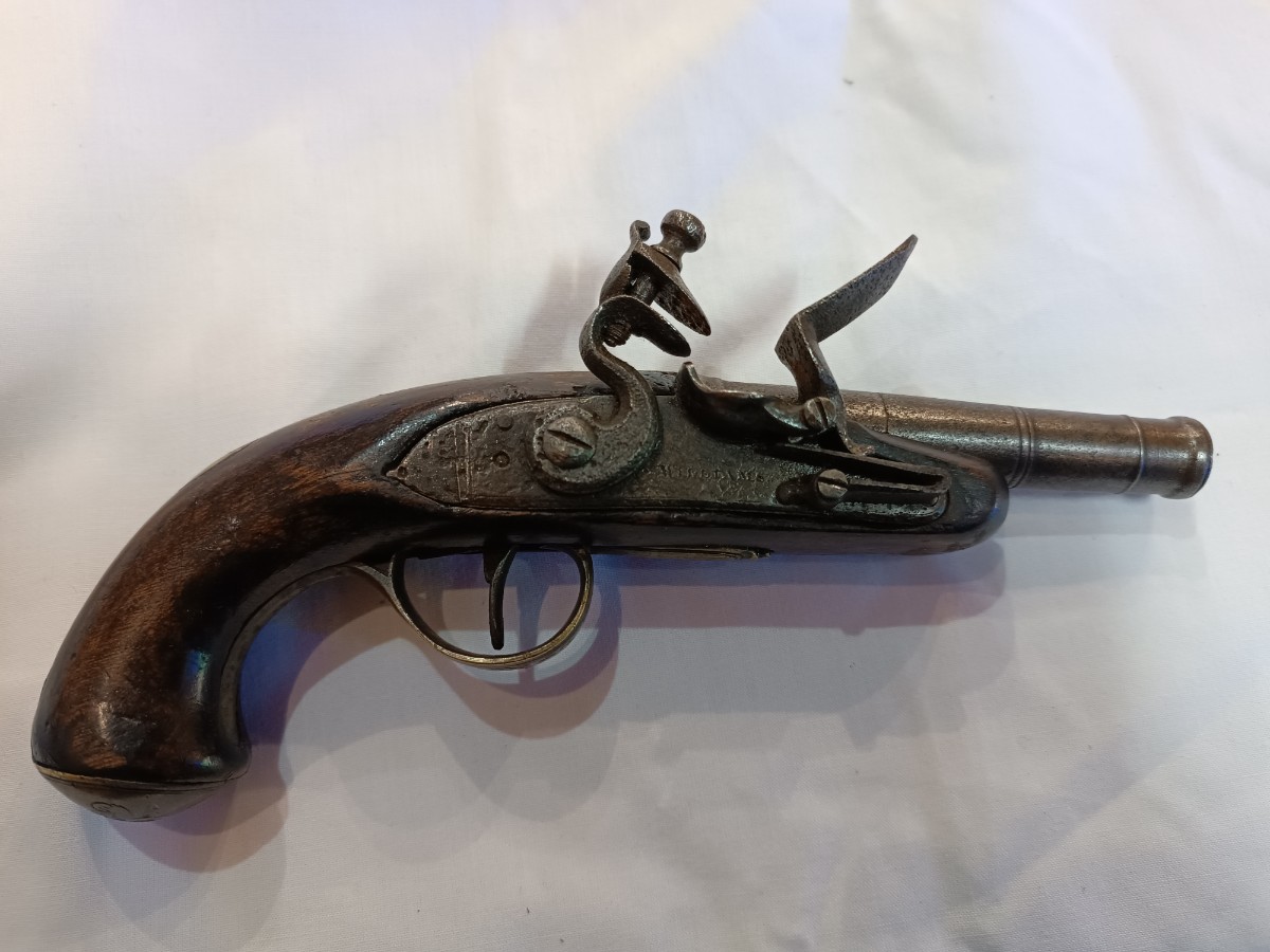 uploads/Early-18th-Century-Cannon-Barrelled-Flintlock-16802445093d2daws.jpg