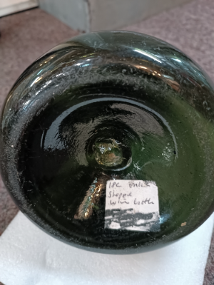 Discover our collection of early 18th century handmade onion bottles, circa 1690-1710. In superb condition with no damage. Shop now to add history to your home!