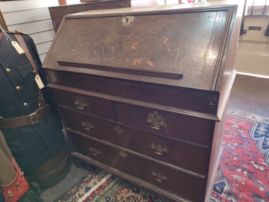 uploads/Early-18th-Century-Writing-Desk-1649463aa4912eaws.jpg