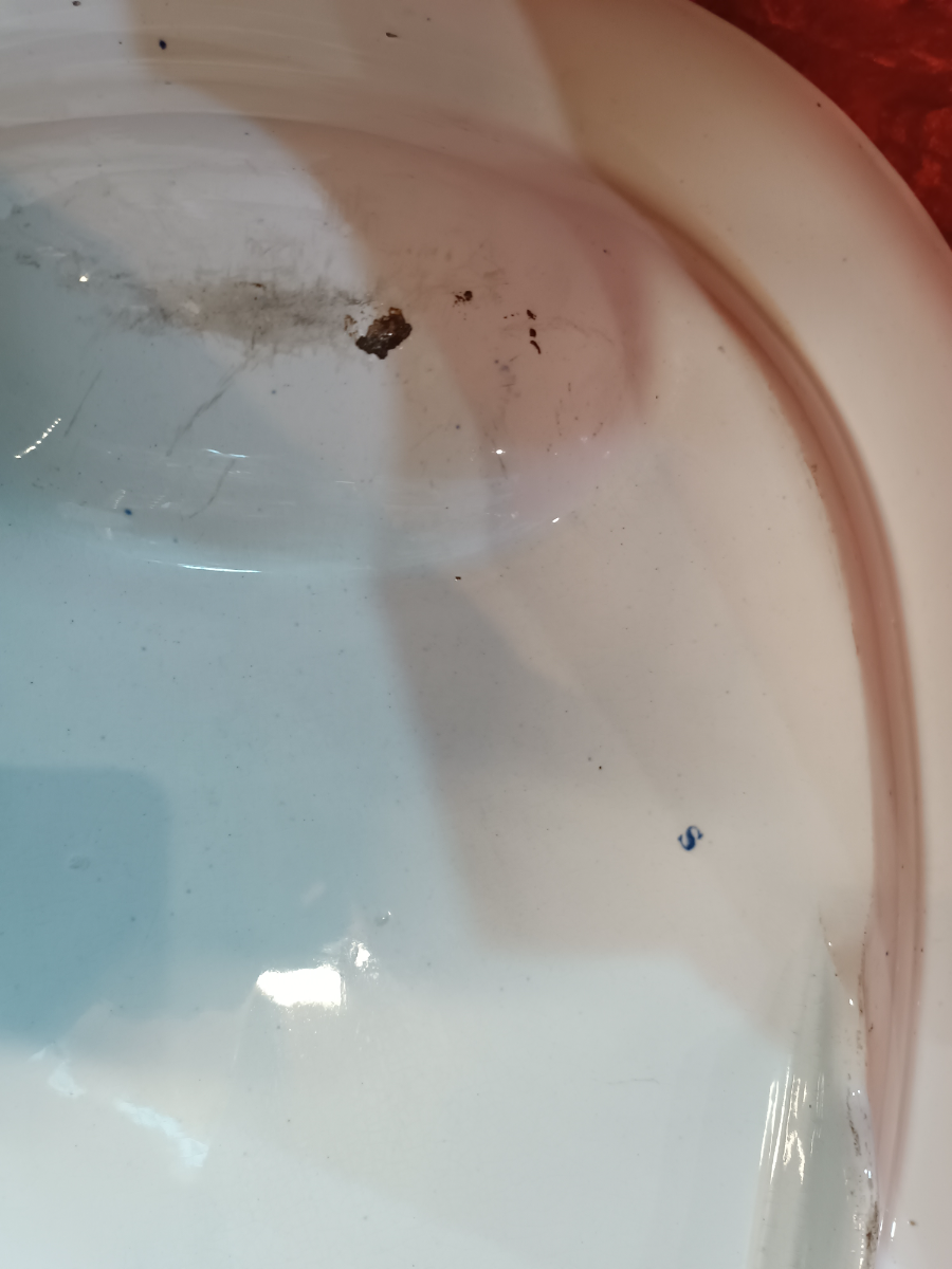 Discover our 19th century Blue Willow pattern meat platter with a unique 'well and tree' design. Shop now for this functional and charming piece of history.