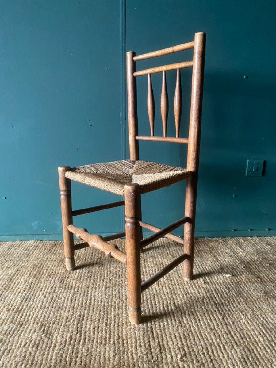 Early 19th Century Antique Elm & Ash Rush Seat Chair Country Style Spindle Back