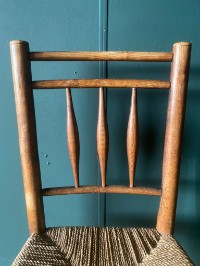 Early 19th Century Antique Elm & Ash Rush Seat Chair Country Style Spindle Back