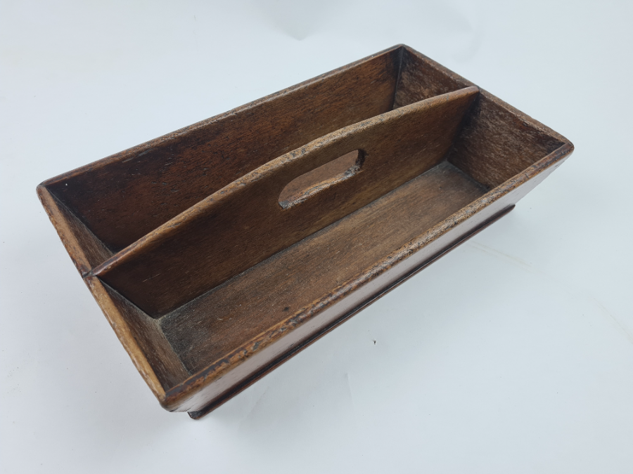 Explore our collection of late 18th to early 19th century oak knife trays. In excellent condition, measuring 35cm x 19.5cm x 8cm. Shop now for antique cutlery storage!
