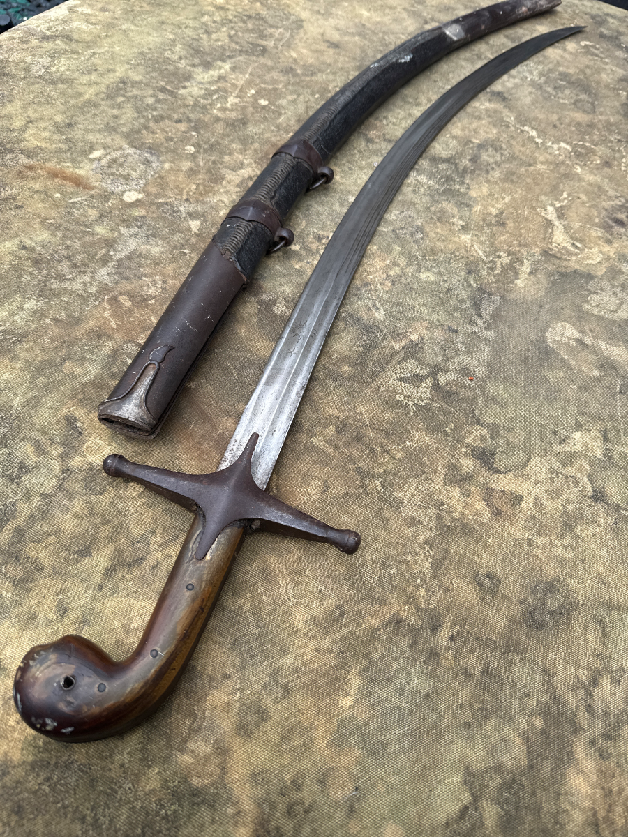 uploads/Early-19th-Century-Ottoman-Kilic-216aabc97cb99fdaws.jpg