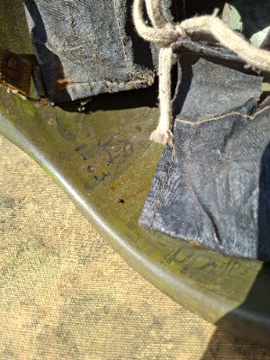 Discover our collection of postwar SSH40 helmets from the iconic Red October Plant, Stalingrad. Act now to secure a piece of history!