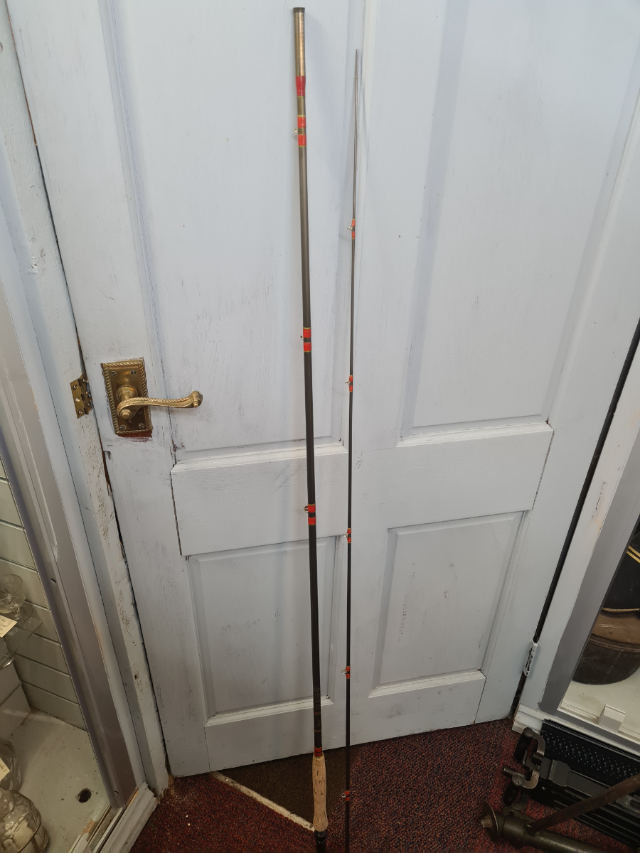 Explore our wide range of Edgar Sealey fishing rods. Light, strong, and perfect for all anglers. Shop now to discover your ultimate fishing companion!