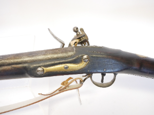 A lovely Flintlock volunteer Brown Bess musket by Sargant and Son with bayonet, 39inch barrel with Birmingham proof marks, full length stock with brass furniture, together with a socket bayonet and a reproduction leather sling.

Dimensions: 135cm long.