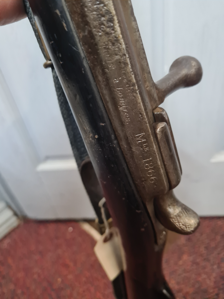 Discover our selection of French 1866 Naval Chasspot MLE rifles. Explore the used yet sturdy condition, made by Ponts of London. Shop now and enrich your collection!