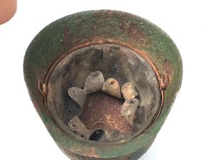 Bit of a relic recovered on dive at the river Don back in 1960 the leather liner is unbelievably still good a little oil and will be good again, the helmet too is in rec able state, medium to large sized, reference DBSS. Tel: +44 7505 165 843 We accept online payments for all our items listed: Bank transfer cash on collection or if wishing over the phone using your debit or credit cards, also doing layby payments plan, or email giving your address details & contact number and we shall send you your items invoice to make payment with your card. Send your request to - john.strong2@gmail.com