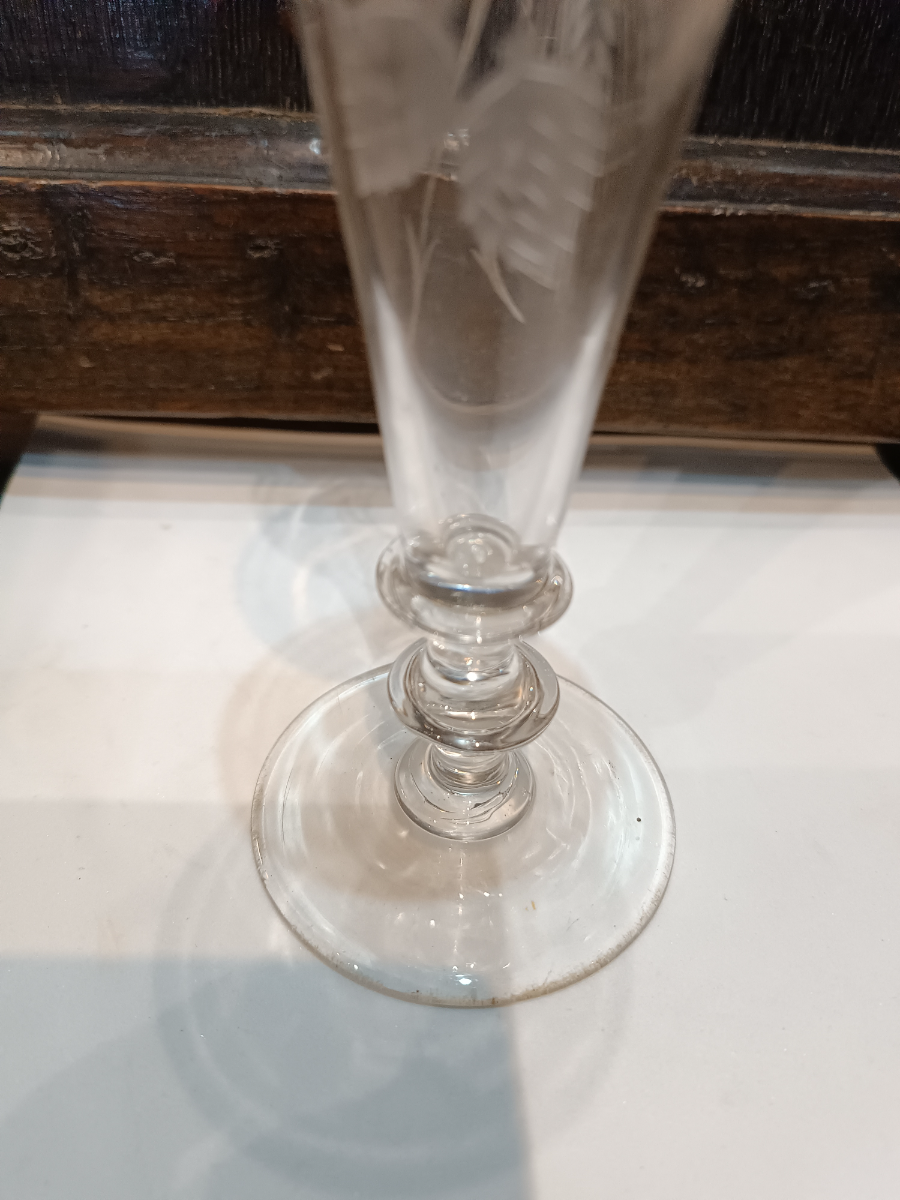 Explore our collection of 18th century Georgian ale glasses, engraved with exquisite hops and barley designs. Shop now to add a historical touch to your home bar.