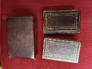 Gold Tooled Leather The Book Of Common Prayer Set