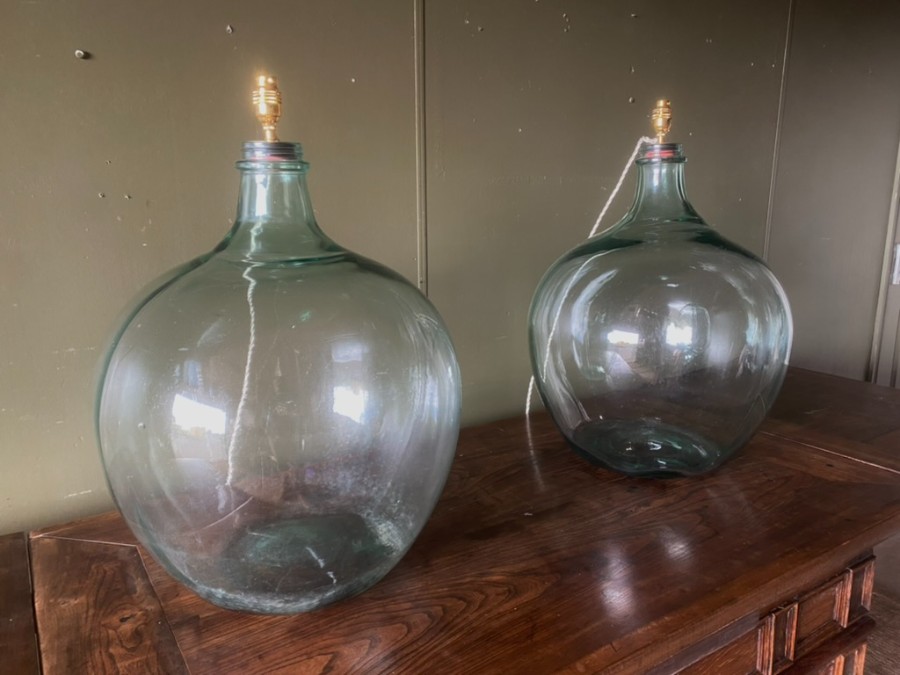 uploads/Huge-Large-Glass-Bottle-Table-Lamp-Antique-19th-C-Carboy-Rewired-2x-available-30764a7da113980caws.jpg