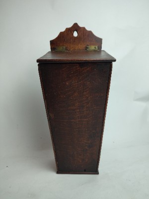 Discover our collection of early 19th century candle boxes! With a height of 16 inches and a width of 6 inches, they're in great condition. Shop now!
