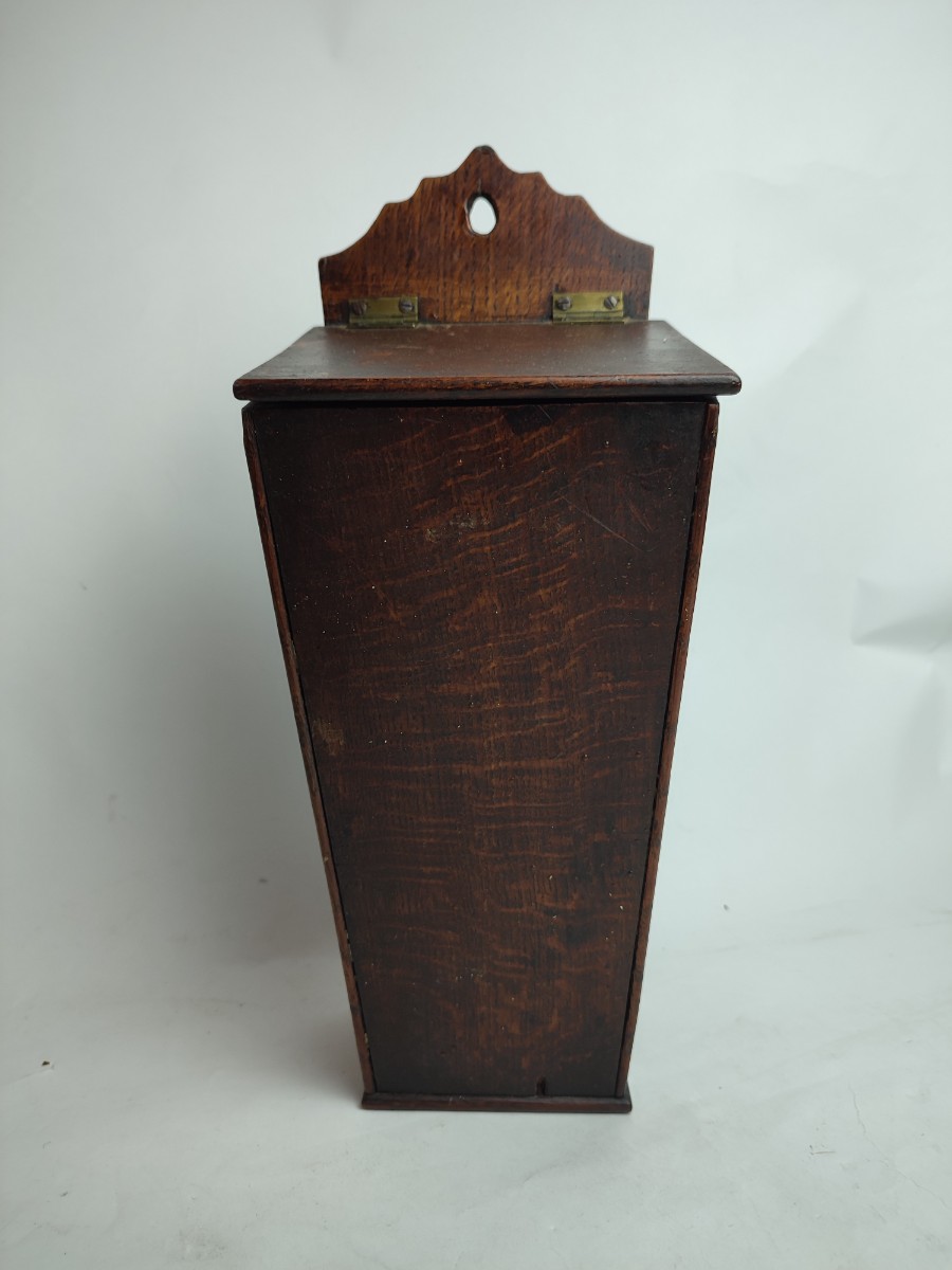 Discover our collection of early 19th century candle boxes! With a height of 16 inches and a width of 6 inches, they're in great condition. Shop now!