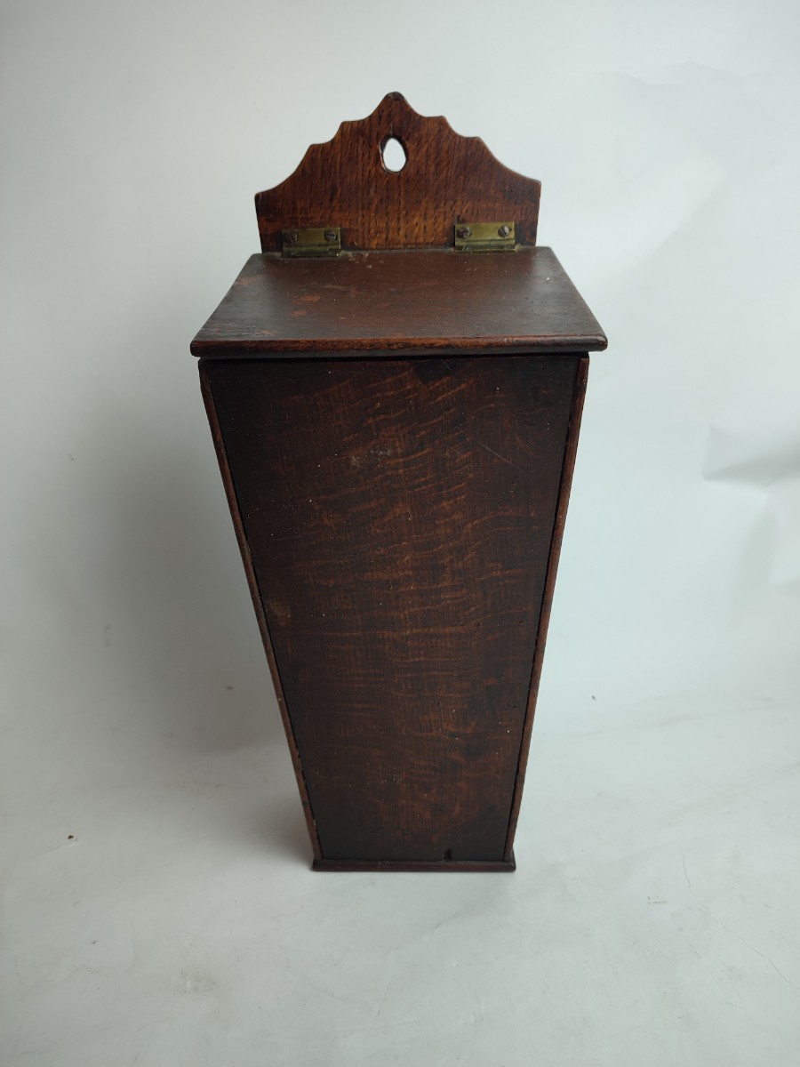 Discover our collection of early 19th century candle boxes! With a height of 16 inches and a width of 6 inches, they're in great condition. Shop now!