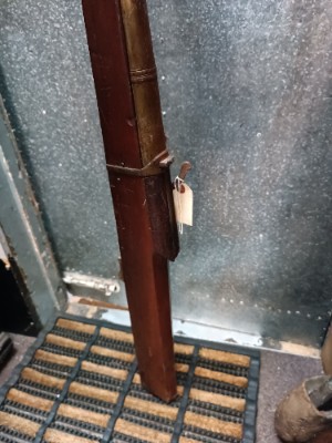 Explore our collection of prestigious Indian matchlock rampart guns. Authentic, 8ft pieces from Jaipur armouries. Buy now for a piece of history!