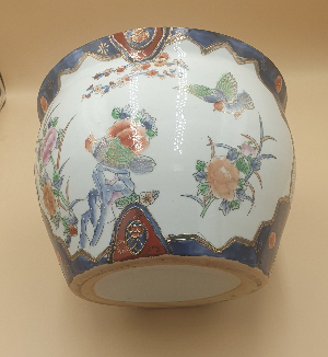 Discover our vast collection of large, hand-painted Koi bowls from the 20th century. Bring tradition home today. Shop now!