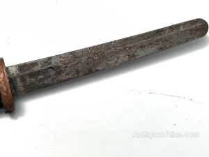 Japanese high quality Naval sword. Family silver crest emblem Kamon potentially linked to Higashikuni - no- miya branch of the Imperial Family. The signed tang sword in 2ww mounts blades exceptional and in reasonable Japanese polish has one nick to cutting edge see pictures, total length of  98 cm width 7cm depth 6 cm, reference 8.  Tel: +44 7505 165 843 We accept online payments for all our items listed: Bank transfer cash on collection or if wishing over the phone using your debit or credit cards, also doing layby payments plan, or email giving your address details & contact number and we shall send you your items invoice to make payment with your card. Send your request to - john.strong2@gmail.com