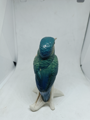 Discover exquisite German porcelain by Karl Ens, famed for their high-quality creations from 1899-1990. Explore stunning pieces in prime condition. Shop now!