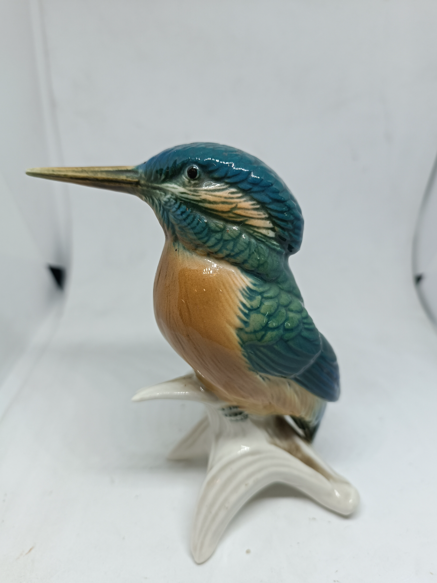 uploads/Karl-Ens-Porcelain-Model-of-KingFisher-2166fff1383489caws.jpg