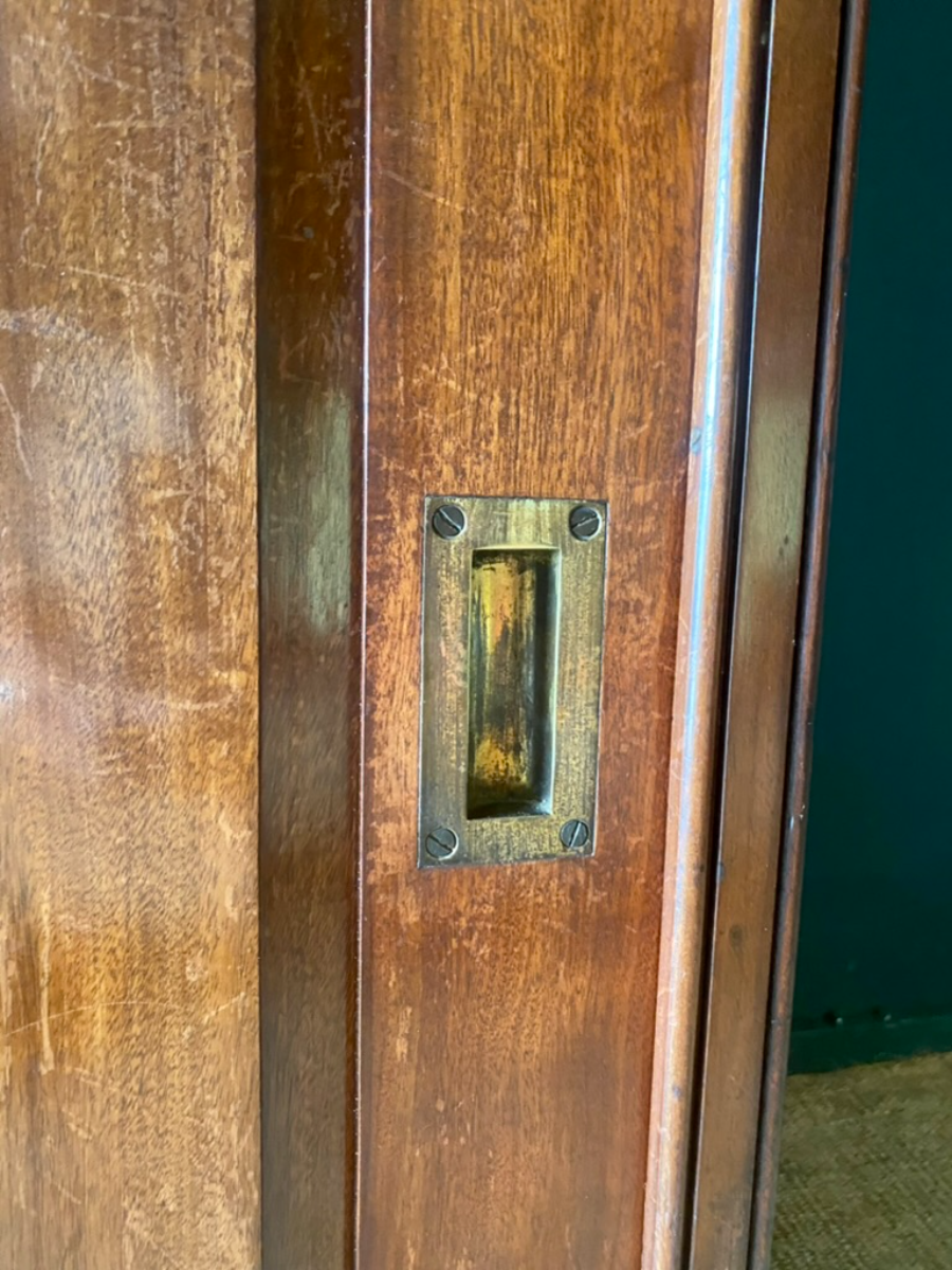 Large Antique 19th C. Victorian Mahogany Library Bookcase Display Cabinet