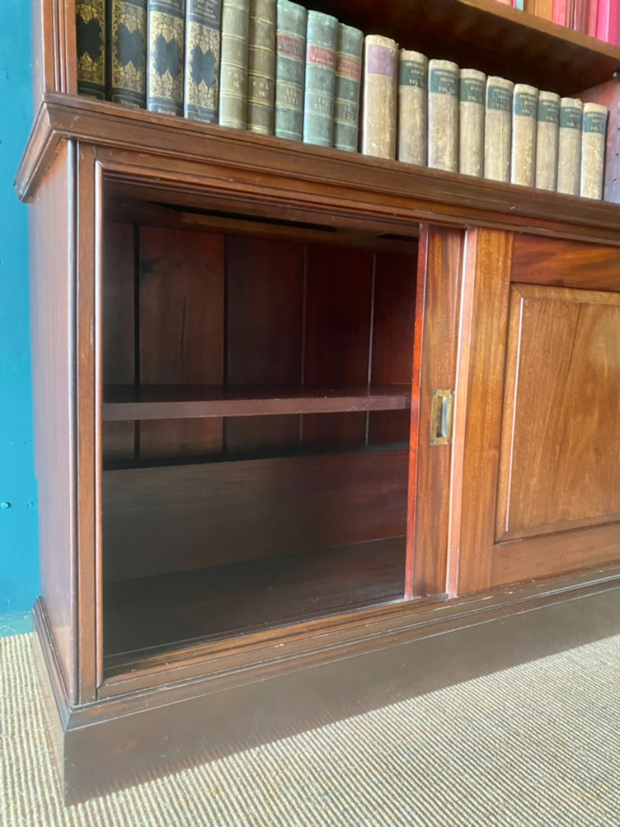Large Antique 19th C. Victorian Mahogany Library Bookcase Display Cabinet