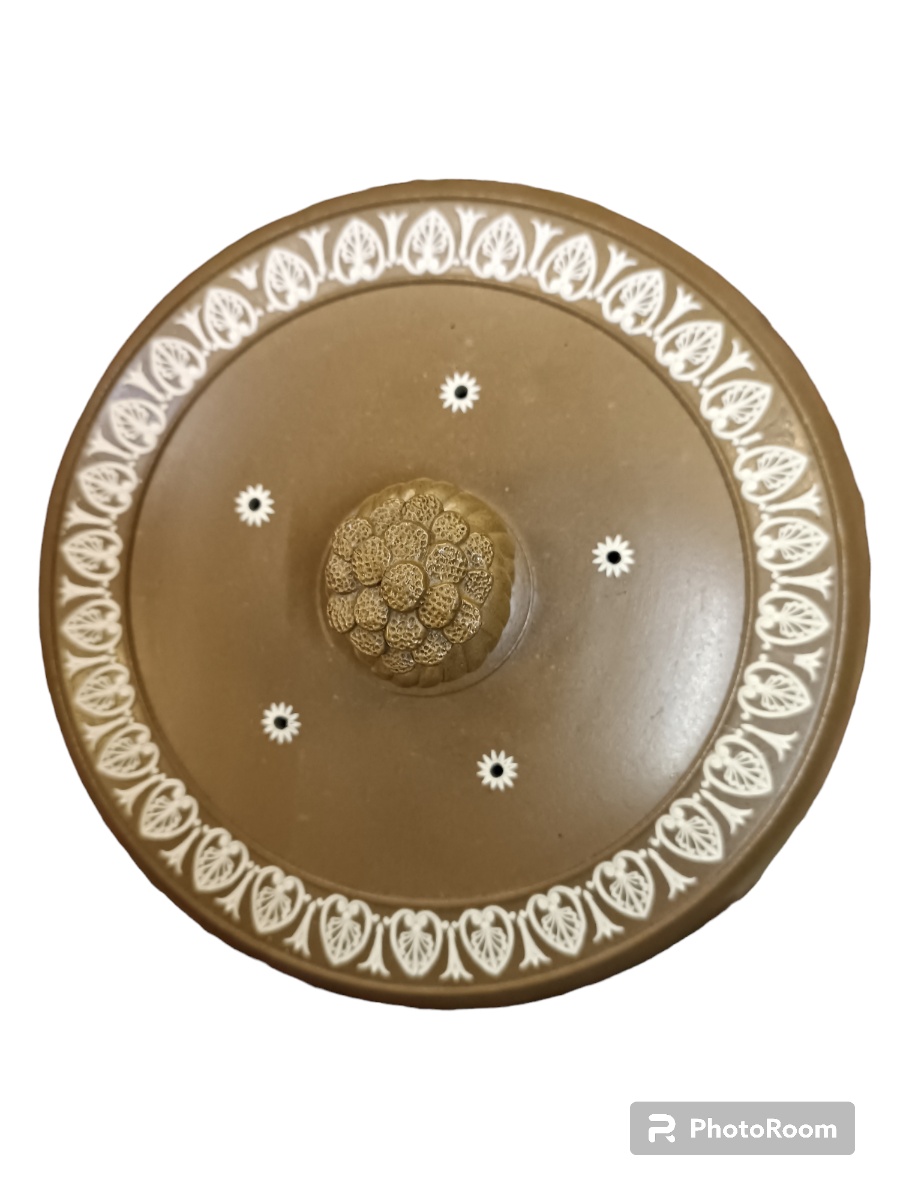 Explore our collection of Victorian Jasperware Cheese Dishes. Adorned with grape vines, this 33cm dish is a vintage delight. Shop now for unique antiques!