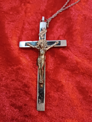Large Vintage Crucifix Pendant With White Metal Chain 48