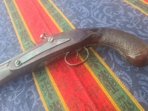 Discover our range of flintlock pistols featuring a 13 inch octagonal 32 bore barrel with engraved action. Start your collection today!