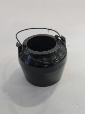 Medium Sized Glue Pot.