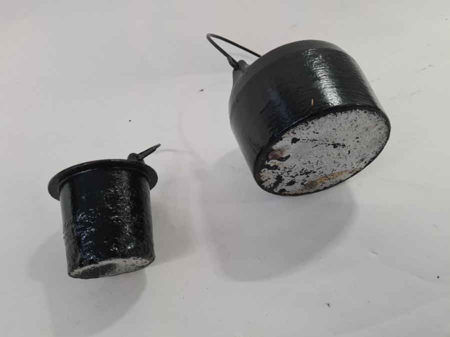 Discover our range of medium-sized iron glue pots! Expertly crafted, heat-resistant. Perfect for all your DIY needs. Buy now and get creative!