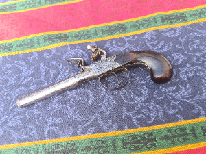 Mid 18th Century Flintlock Muff Pistol.