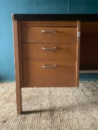 Mid 20th Century Vintage Office Study Work Computer Desk Filing Storage Drawers
