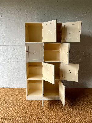 Mid 20th Century Vintage Painted Wooden Freestanding Kitchen Larder Cupboard