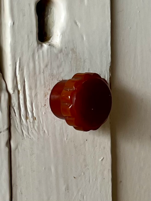 Mid 20th Century Vintage Painted Wooden Freestanding Kitchen Larder Cupboard