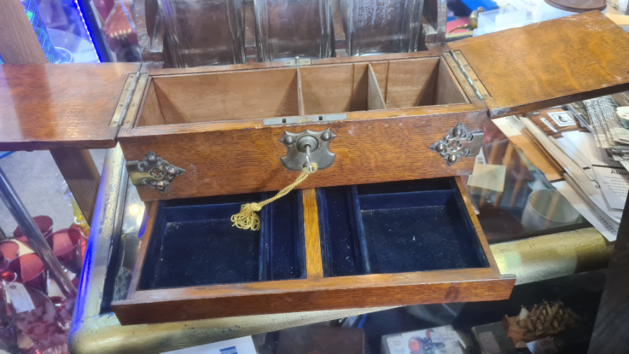 Mid Victorian Tantalus With Decanters