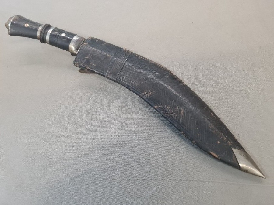 uploads/Nepalese-Kukri-1653285f1f2362aws.jpg