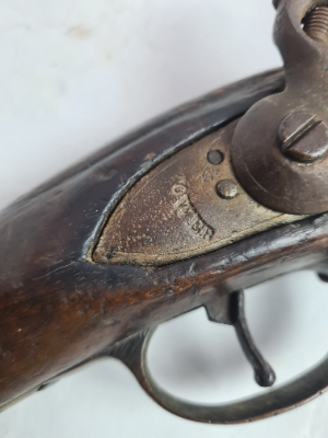 Discover our New India Pattern 1809 Brown Bess Musket with a unique GR cypher. Immerse in history with its authentic markings. Shop now!