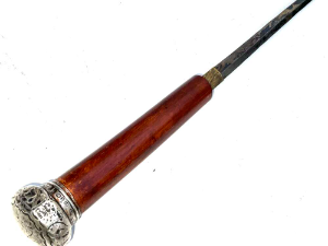 Birmingham hallmarks for 1897 sticks malacca blades blue gilt double edged and fantastic, condition is excellent for all firm fittings a good strong walking stick will be a top member of anyone's collection,length of 88 cm diameter of silver grips 4 cm sticks diameter from top 25 mm tapering down to ferrule 2 cm, from steels tip to top of the handle 85 cm, reference 99.   tel: +44 7505 165 843 we accept online payments for all our items listed: bank transfer cash on collection or if wishing over the phone using your debit or credit cards, also doing layby payments plan, or email giving your address details & contact number and we shall send you your items invoice to make payment with your card. Send your request to - john.strong2@gmail.com