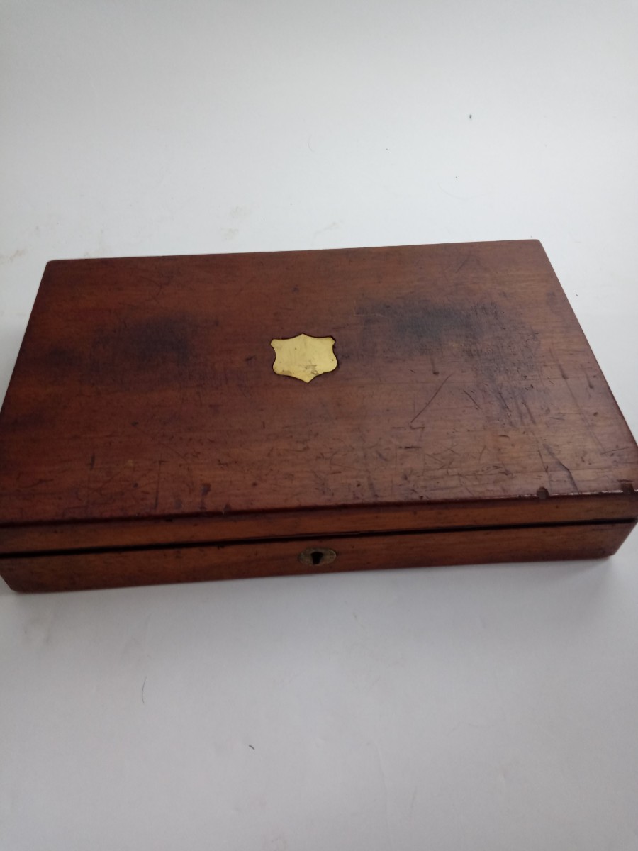 Explore our 1840 Percussion Pistol collection, beautifully engraved with London Fine Twist. In excellent condition, this piece is a must-have for antique firearm collectors. Shop now!