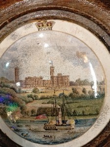 Discover our exquisite selection of 19th century Prattware pot lids, featuring an Osborne house scene with a charming wooden frame. Despite slight wear and tear, its unique 19 cm diameter size sets it apart. Shop now!