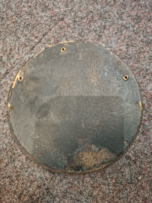 Discover our exquisite selection of 19th century Prattware pot lids, featuring an Osborne house scene with a charming wooden frame. Despite slight wear and tear, its unique 19 cm diameter size sets it apart. Shop now!