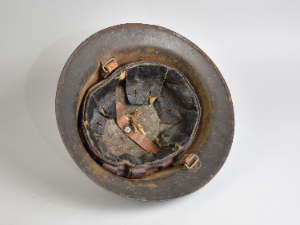 Rare WW1 C1916 Rimmed "Magnetic" Brodie Steel Helmet