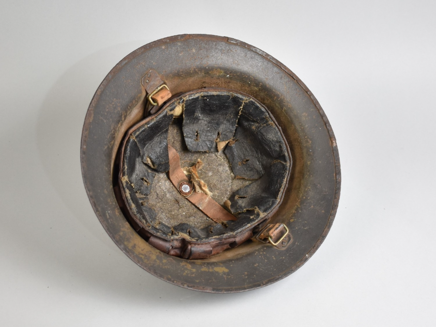 Rare WW1 C1916 Rimmed "Magnetic" Brodie Steel Helmet