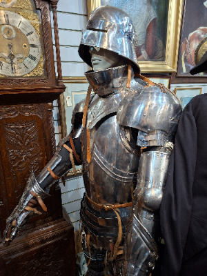 Reproduction Gothic Armour
