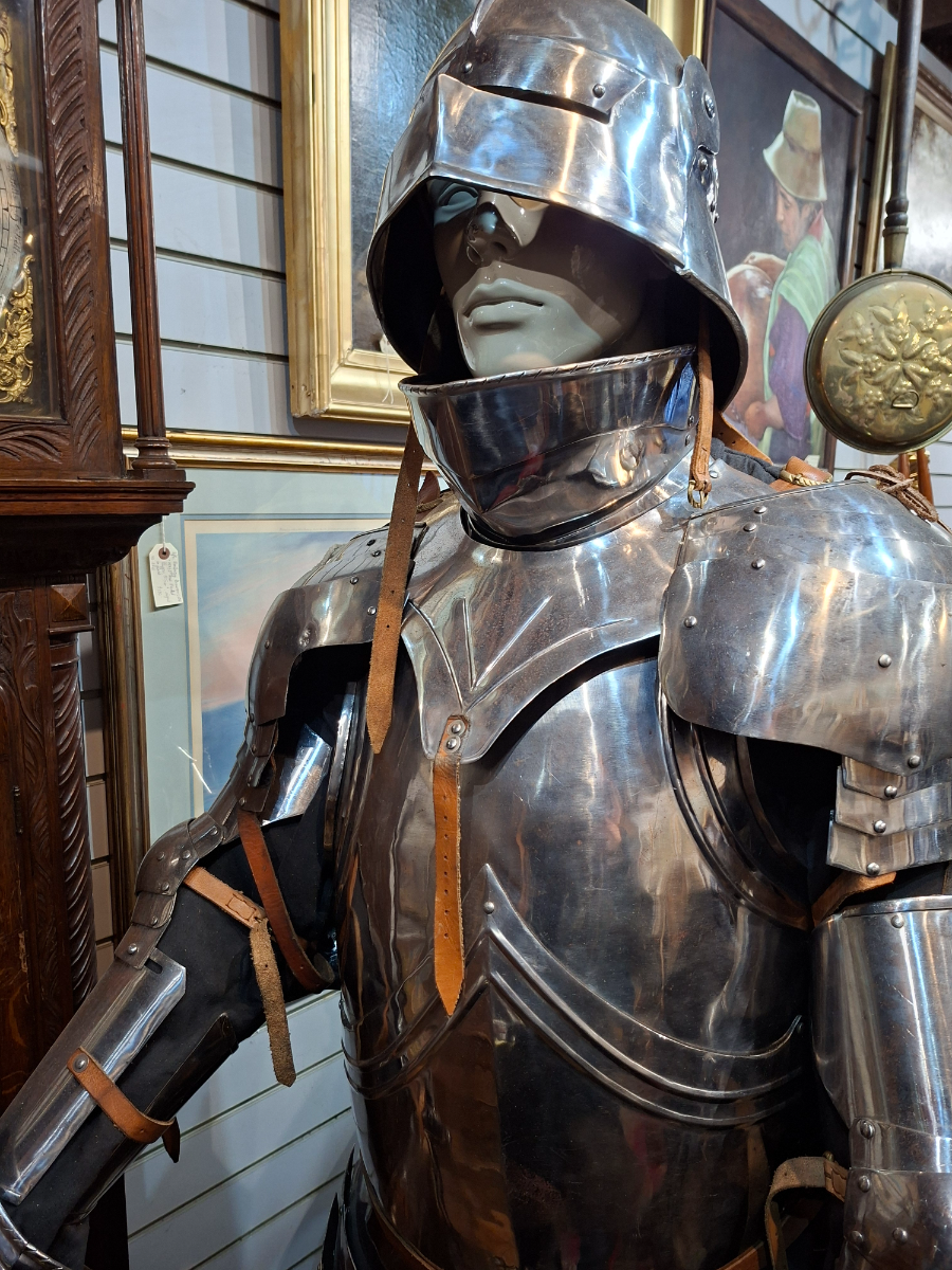 Reproduction Gothic Armour
