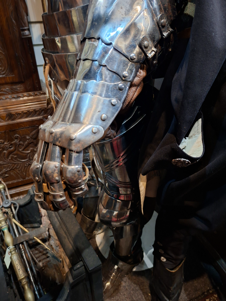 Reproduction Gothic Armour
