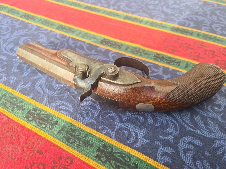 Discover our authentic, 19th-century Percussion Manstopper Pistol by Thomas Phillips. Experience its excellent condition and action. Shop now!