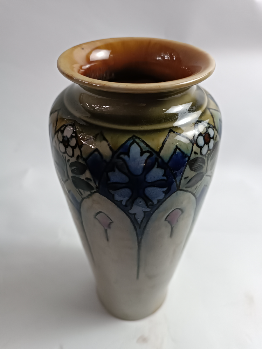 Discover our collection of Art Nouveau Royal Doulton vases circa 1910, like this E525D marked one. Shop now and own a piece of history.